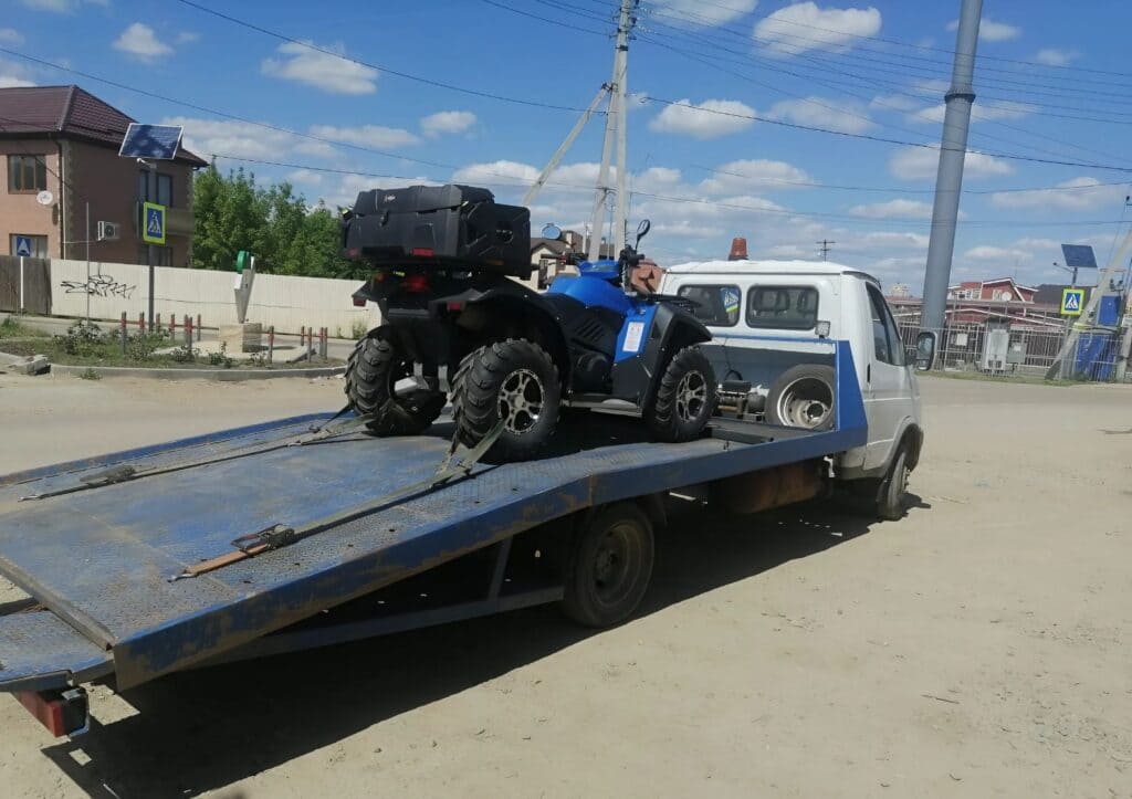 Если сотрудники ГИБДД конфискуют технику, за эвакуатор и штрафстоянку будет платить ее владелец. Получившаяся сумма может значительно снизить экономию на покупке