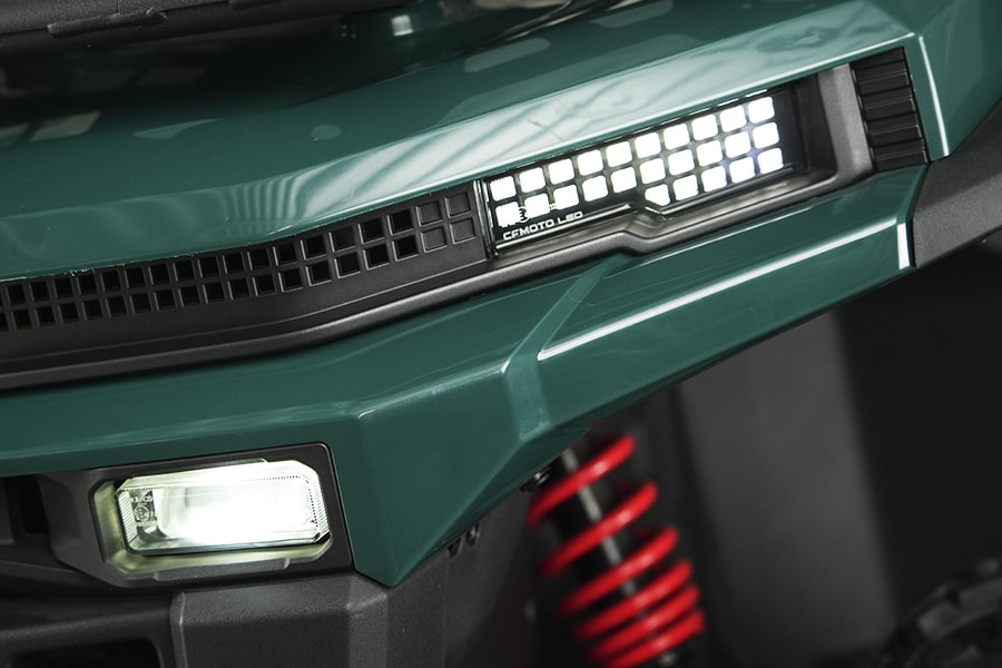 LED-оптика с технологией «светодиодной матрицы» яркостью 20000 кд