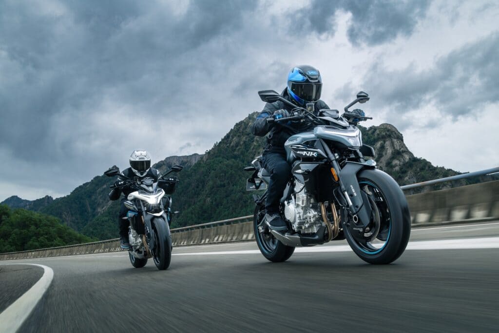 CFMOTO 675NK (5)