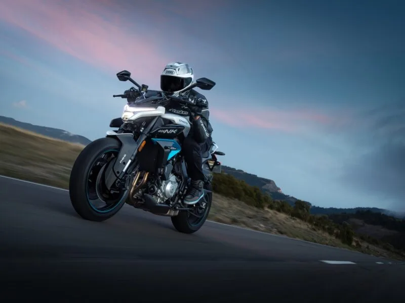 Безупречный городской нэйкед CFMOTO 675NK – уже в России!