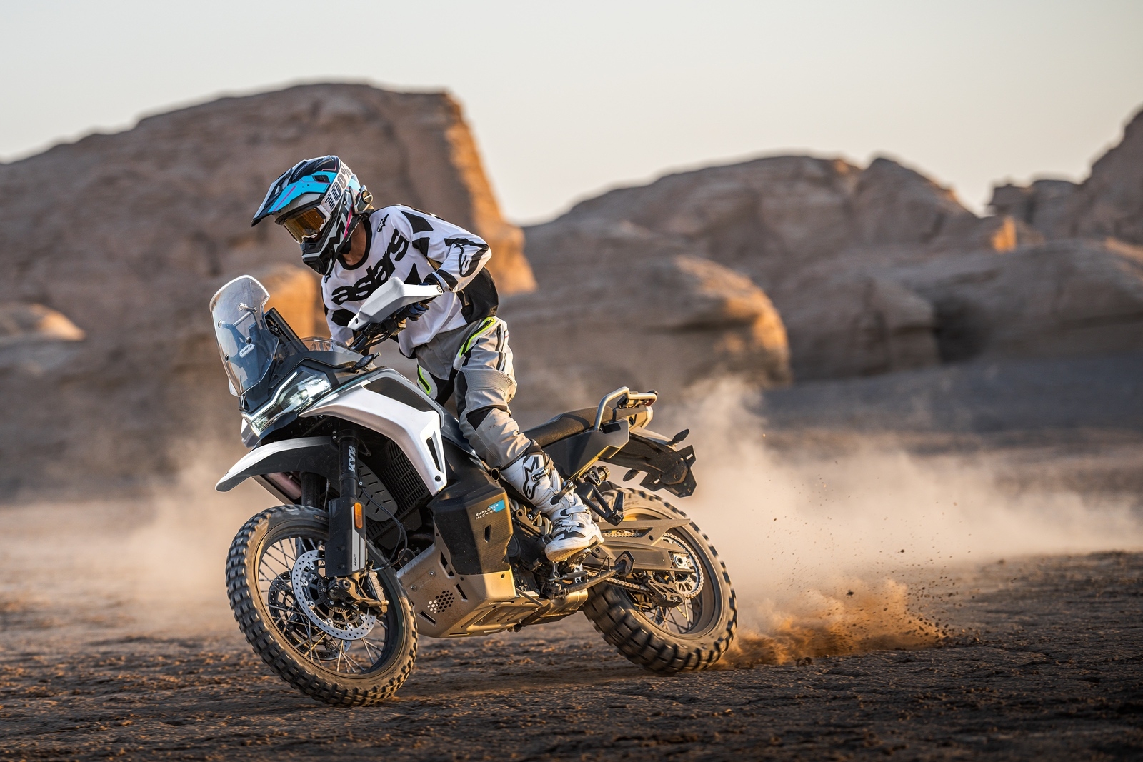 🔥 НОВИНКА В ПРОДАЖЕ! Флагманские CFMOTO 1000MT-X Sport и Touring (ABS)